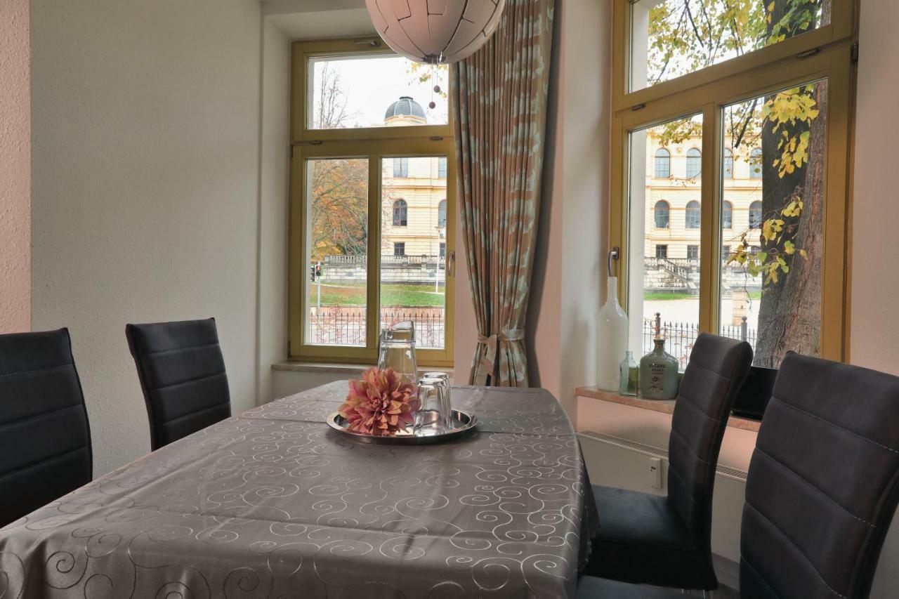 Villa Koehler Ferienwohnung Альтенбург Экстерьер фото